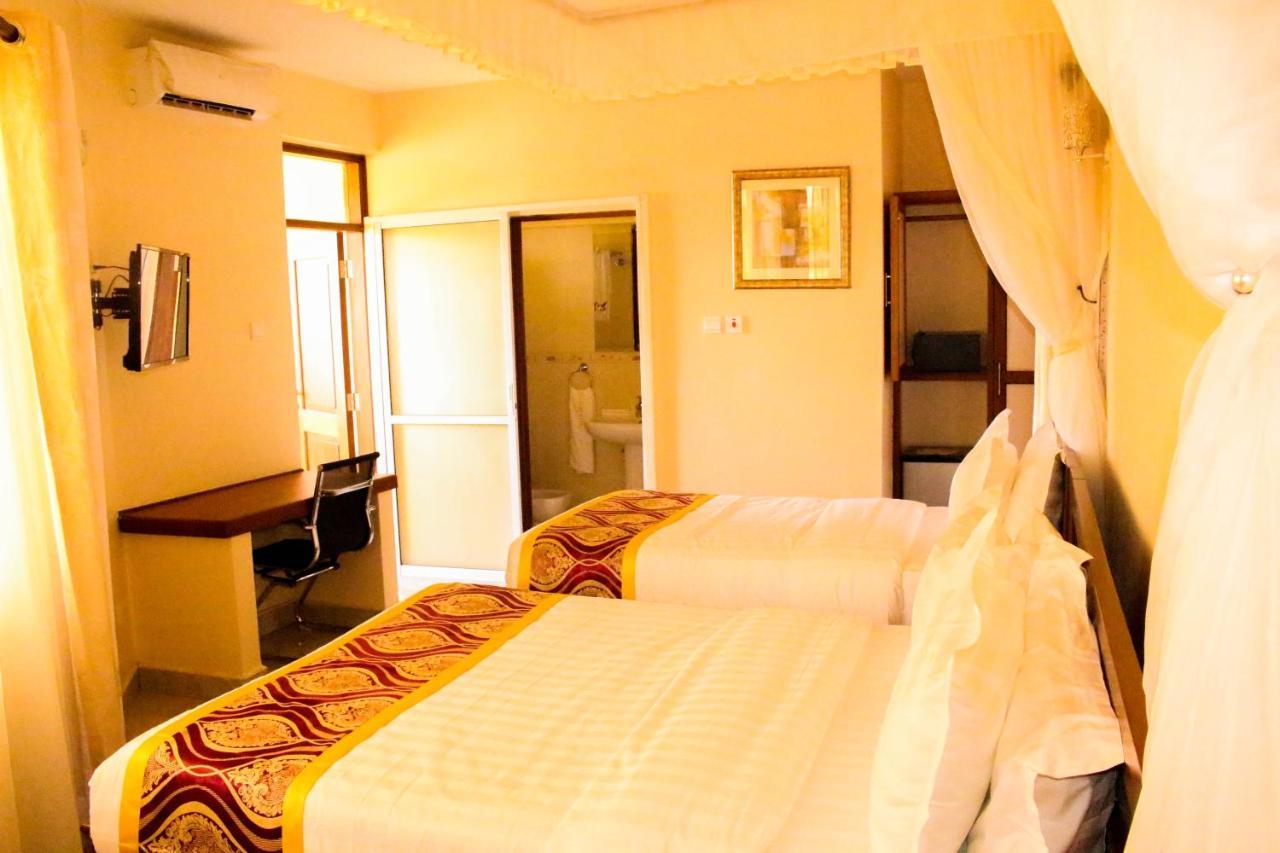 Prinias Hotel Kisumu Buitenkant foto