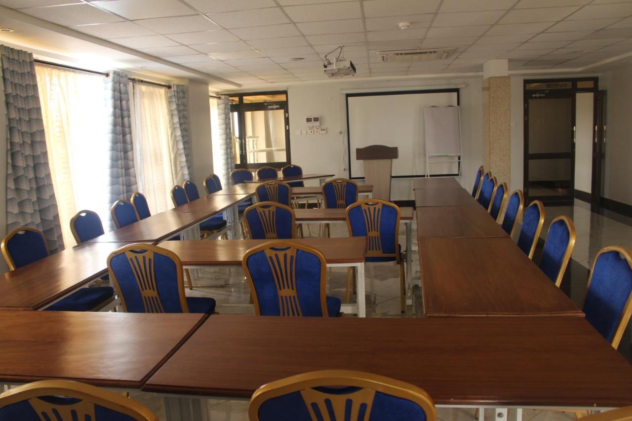 Prinias Hotel Kisumu Buitenkant foto