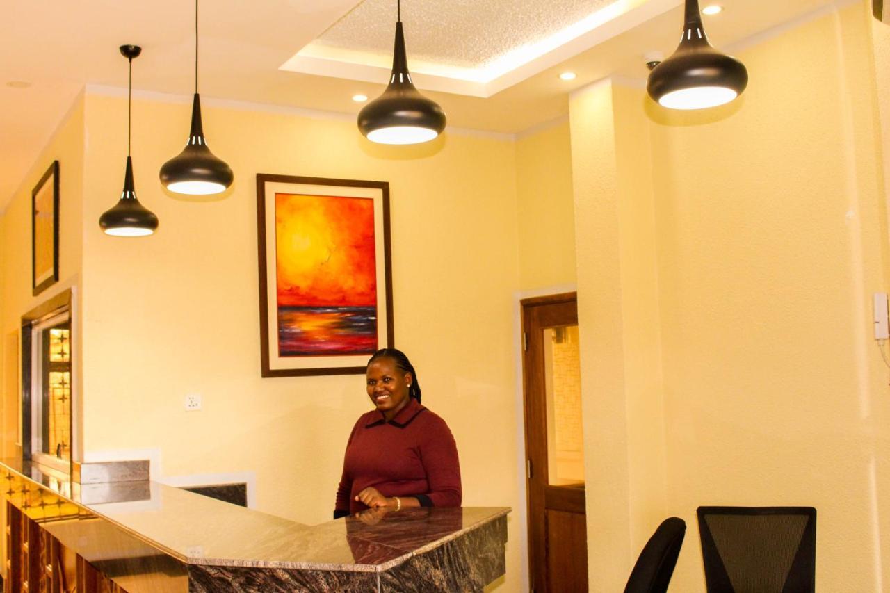 Prinias Hotel Kisumu Buitenkant foto