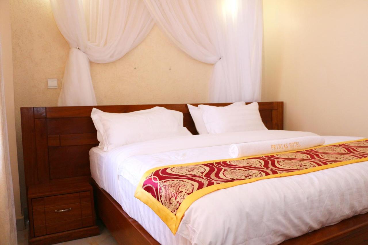 Prinias Hotel Kisumu Buitenkant foto