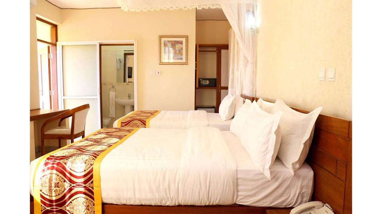 Prinias Hotel Kisumu Buitenkant foto